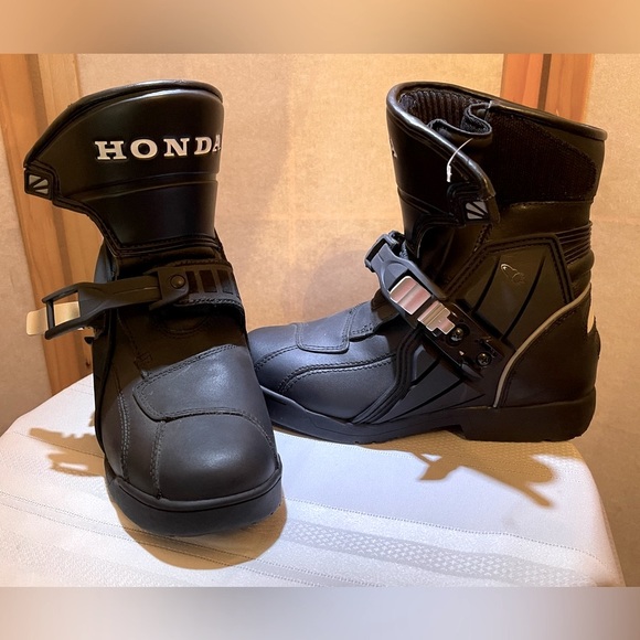 Woman’s joe rocket Honda motorcycle boots - Picture 2 of 6